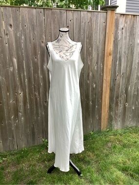 Women's White Slip Dress - Classic V-Neck Night Slip